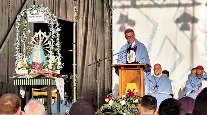 La Iglesia cuestiona a Milei en la previa a la llegada del Papa: "Las heridas de la intolerancia supuran"