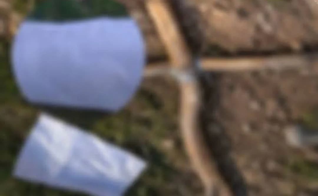 “Descansa en paz”: el inquietante mensaje que encontraron junto a una cruz en Albardón