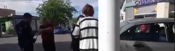 Urgente: habrían abandonado a un bebé en un uber frente al Coloso de Rawson