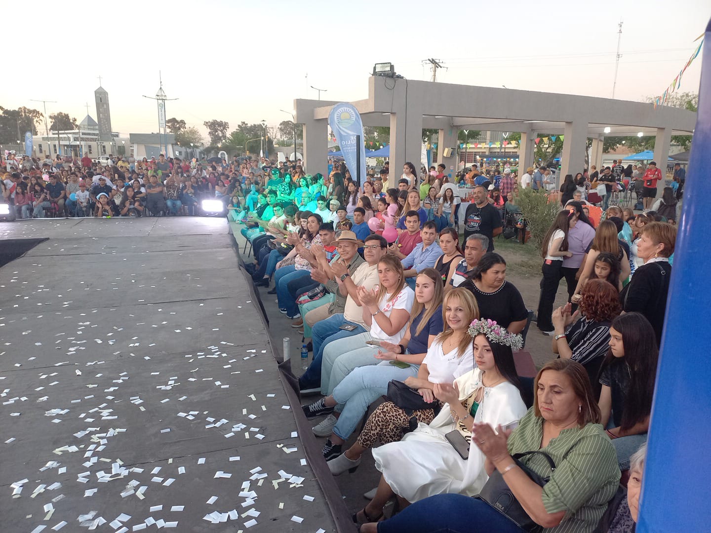 Multitudinario festejo por la llegada de la primavera y día de los estudiantes en 9 de Julio, acá lo bueno y lo malo del gran festejo.