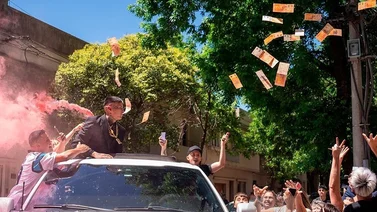 L-Gante tiró billetes de $1.000 para festejar que no irá preso