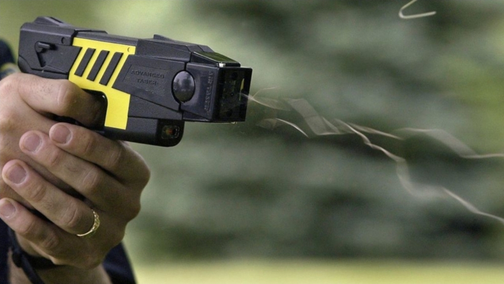 Gobierno finalmente destinará 85 millones de pesos para adquirir pistolas Taser