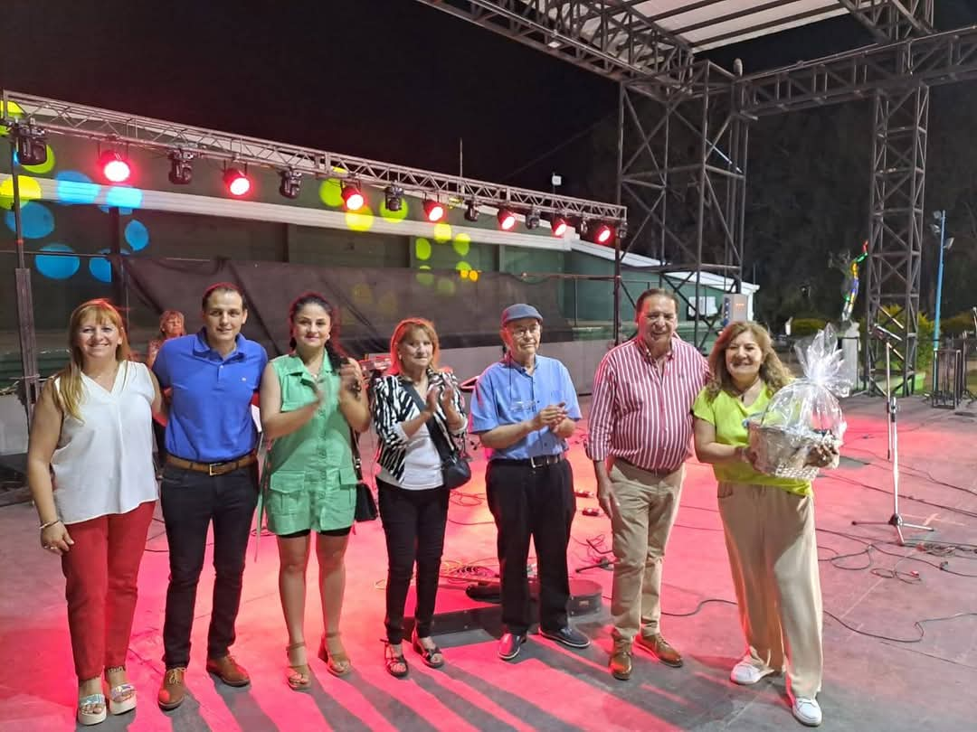 Entrega de Premios del Concurso Navideño en Albardón