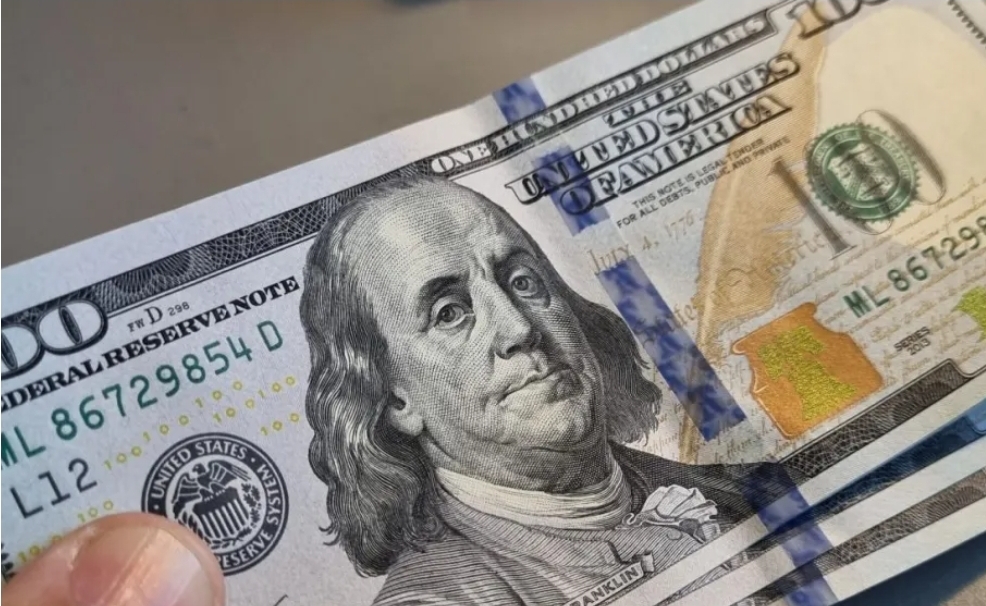 En San Juan, el dólar blue siguió con su tendencia a la baja