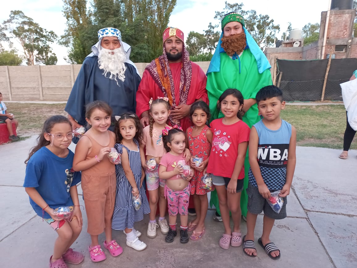 La magia de los Reyes Magos llegó a La Majadita